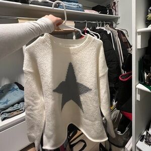 Mia & Tess cream sweater, grey star centered
